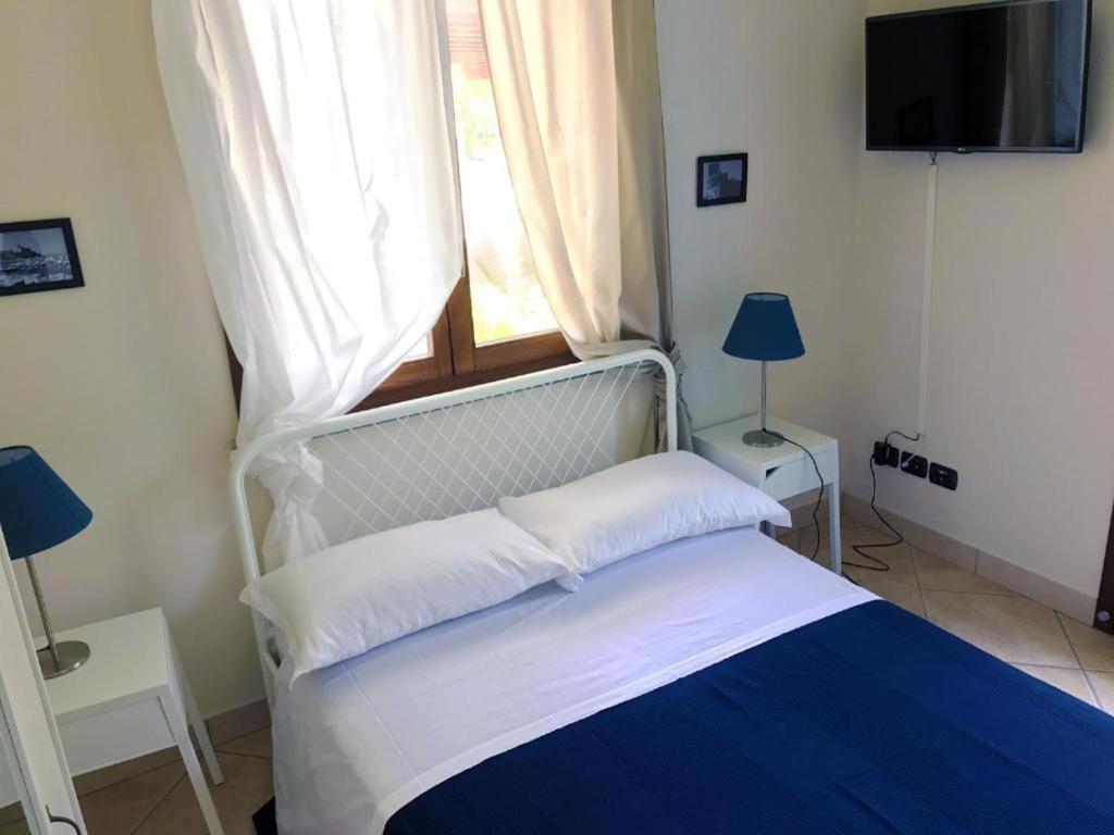 Cytrus Rooms Marina di Massa Kültér fotó