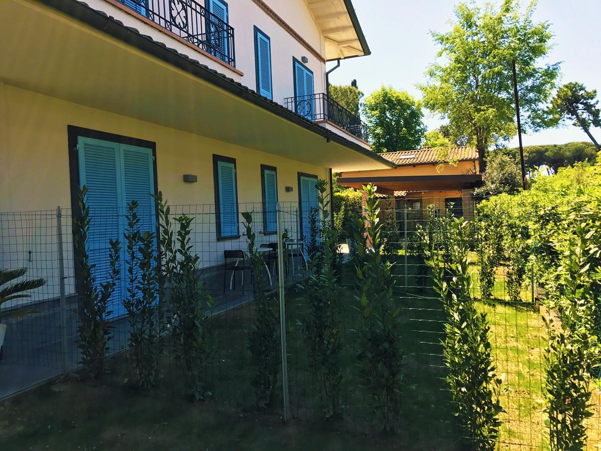 Cytrus Rooms Marina di Massa Kültér fotó